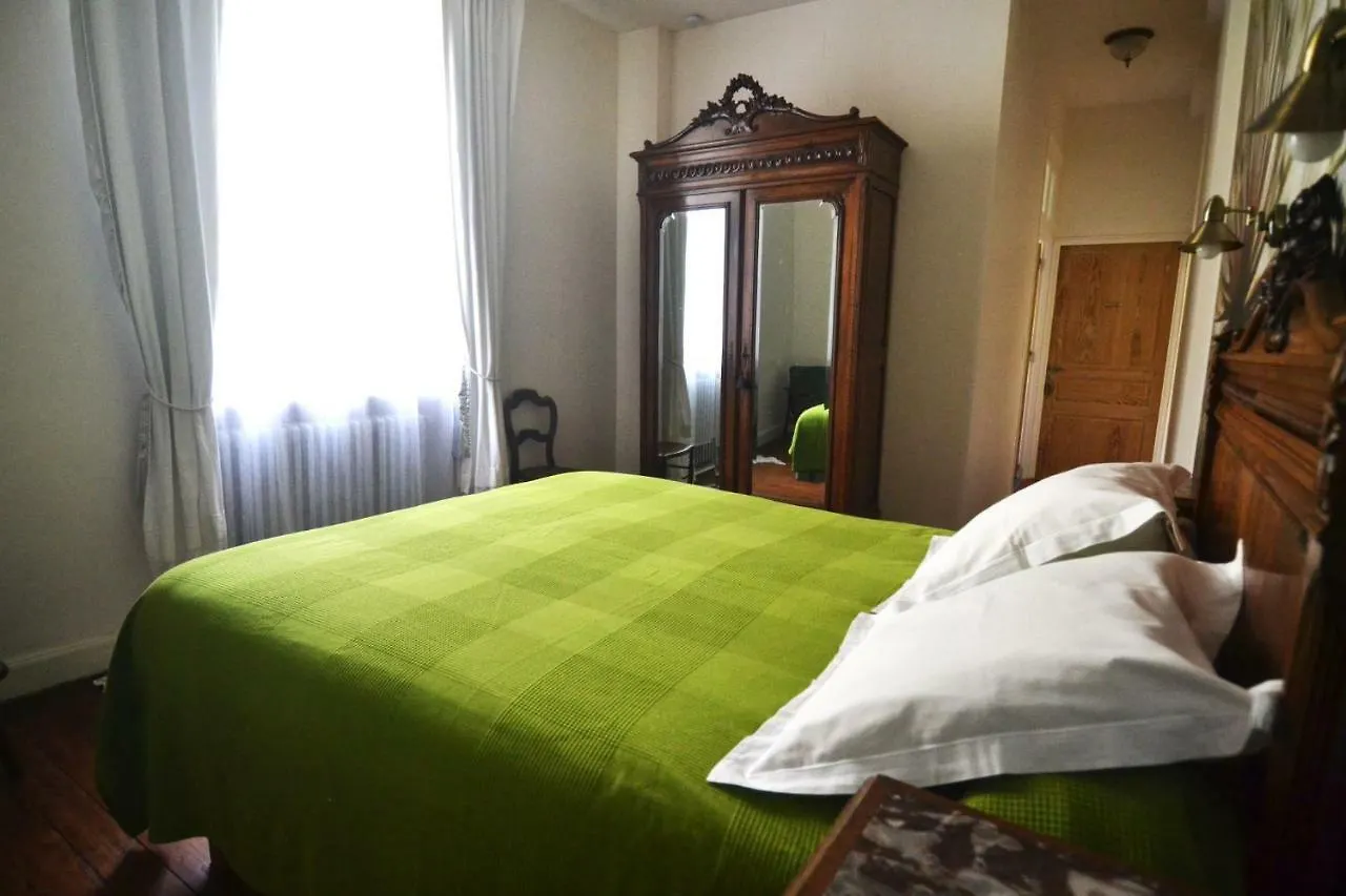 Bed and Breakfast Le Manoir à Souillac Couette-café